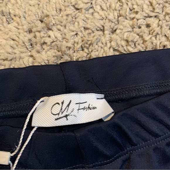 NWT CM Fashion Navy Shorts Medium - Picture 3 of 4